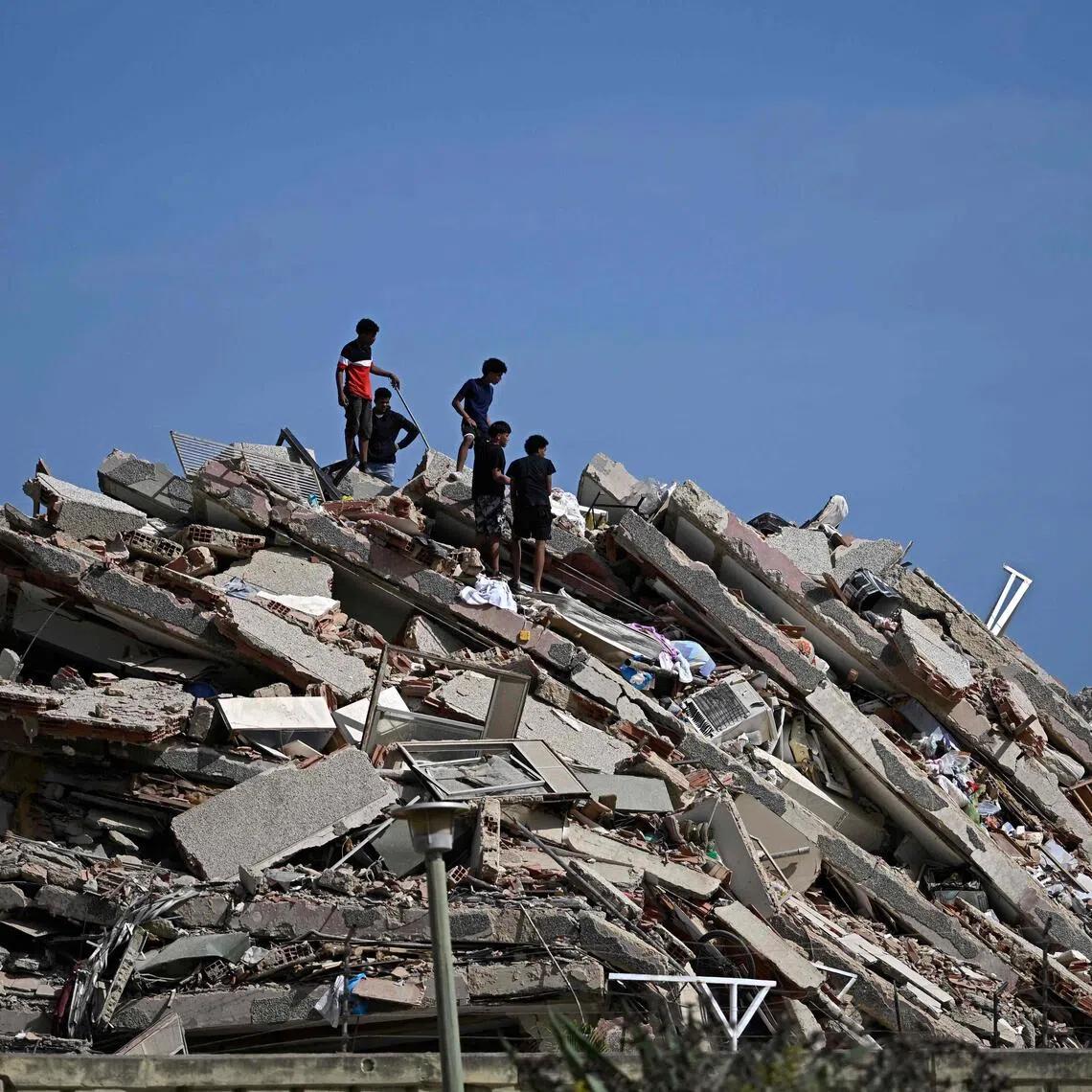 The previous death toll had stood at 6,438.