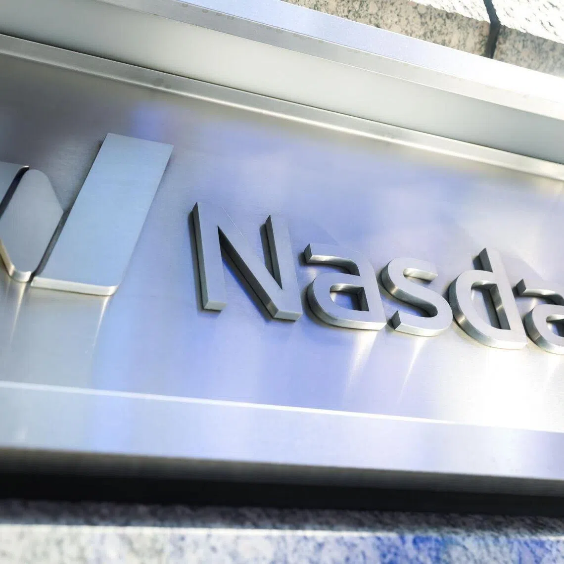 The S&P 500 Index advanced 0.6 per cent by 9.42am in New York, rallying from the July 1 down session. Meanwhile, the technology-heavy Nasdaq 100 Index gained 0.4 per cent.