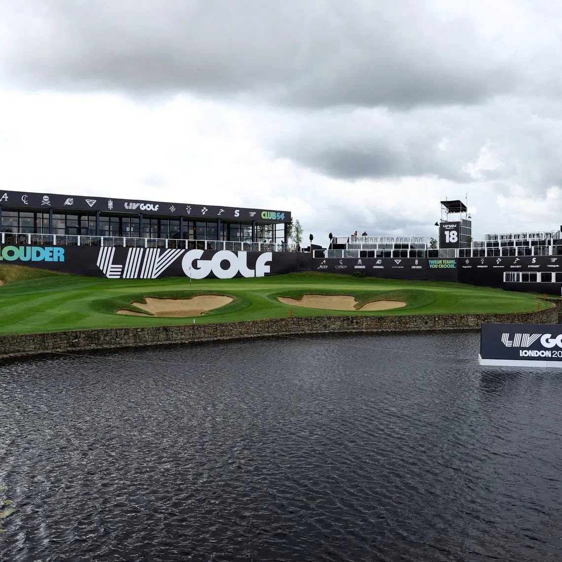 FILE PHOTO: FILE PHOTO: Golf - LIV Golf Invitational - London - Centurion Golf Club, St Albans, Britain - July 5, 2023 General view of the 18th hole at the Centurion Golf Club Action Images via Reuters/Paul Childs/File Photo/File Photo