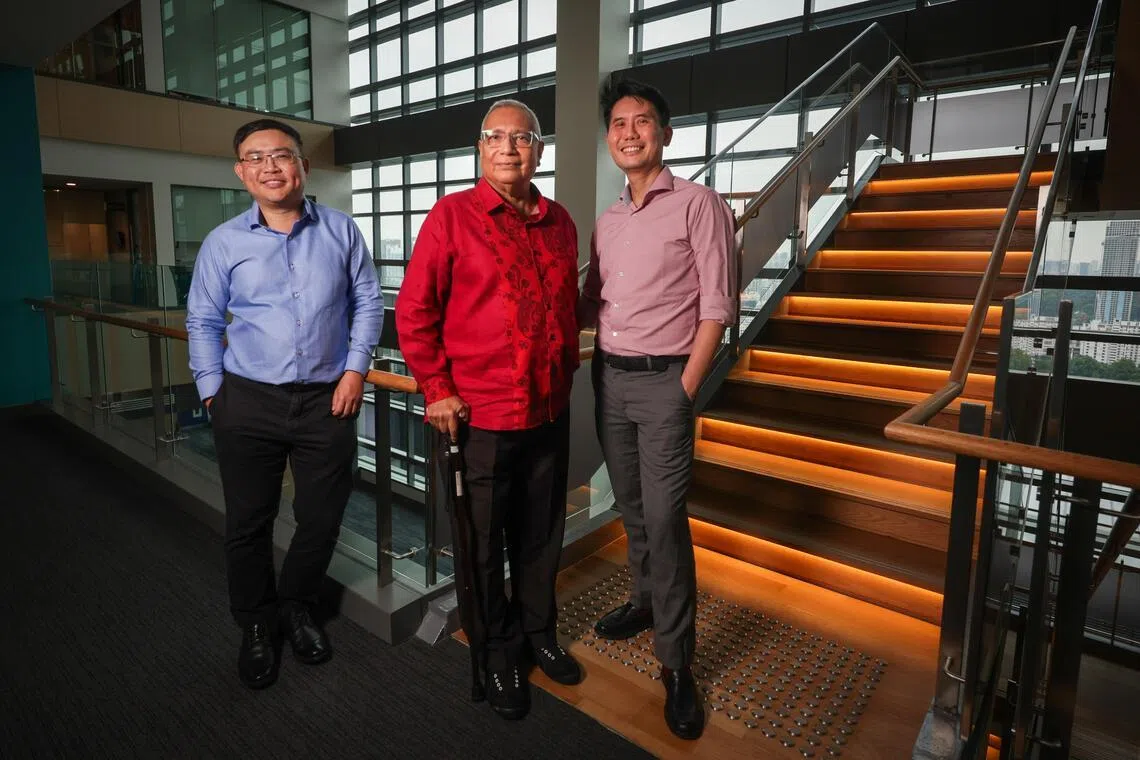 Brian Goh (left), principal investigator of the Histotripsy for Ablation of Liver Tumours study, and NCCS director of interventional oncology Too Chow Wei (right) with Mahamood Ahamed, a patient who underwent histotripsy.