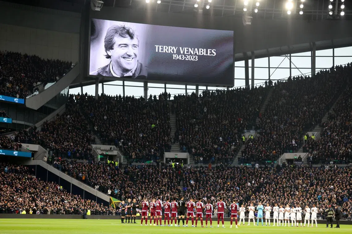Tottenham Hotspur and Aston Villa applaud recently deceased former manager of Tottenham Hotspur Terry Venables.