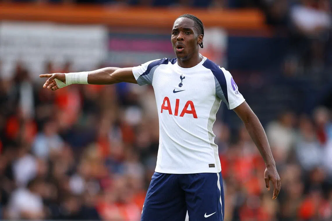 FILE PHOTO: Soccer Football - Pre-Season Friendly - Luton Town v Tottenham Hotspur - Kenilworth Road, Luton, Britain - July 26, 2025 Tottenham Hotspur's Mathys Tel during the match Action Images via Reuters/Andrew Boyers/File Photo