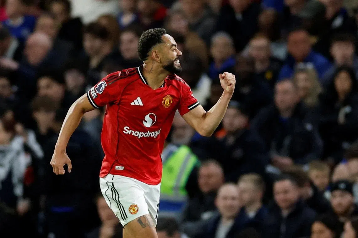 FILE PHOTO: Soccer Football - Premier League - Chelsea v Manchester United - Stamford Bridge, London, Britain - April 18, 2026 Manchester United's Matheus Cunha celebrates scoring their first goal Action Images via Reuters/Peter Cziborra/File Photo