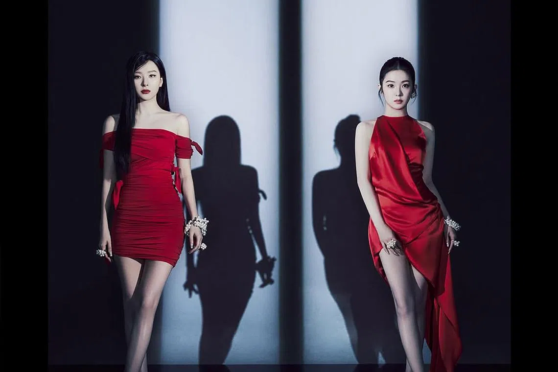 Red Velvet's Irene and Seulgi will perform in Singapore on July 4. 