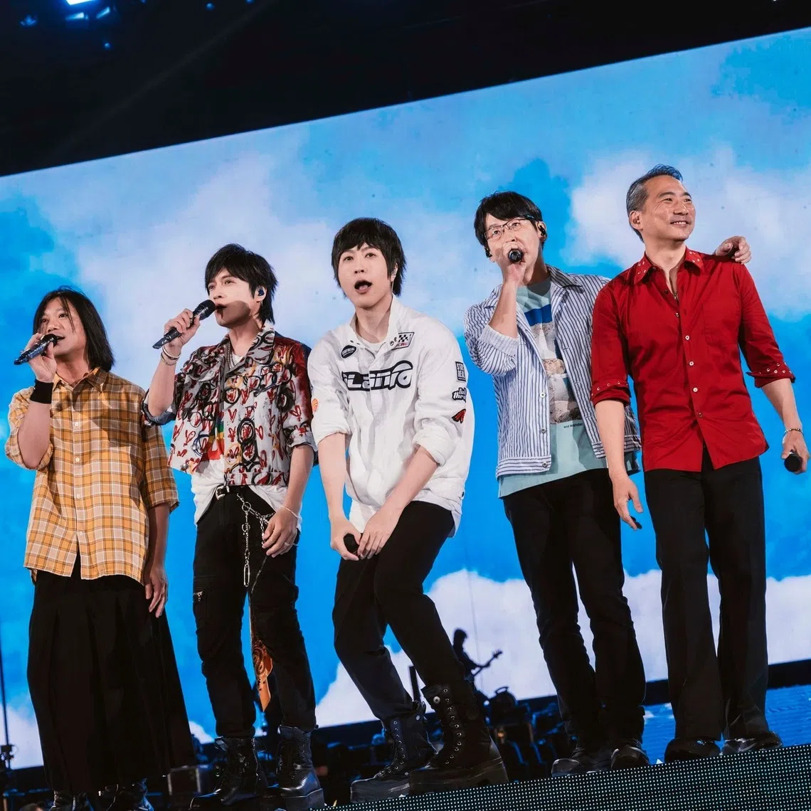 Malaysian fans say they find it hard to get tickets to Taiwanese rock band Mayday's concert in Kuala Lumpur in Jan 2026.