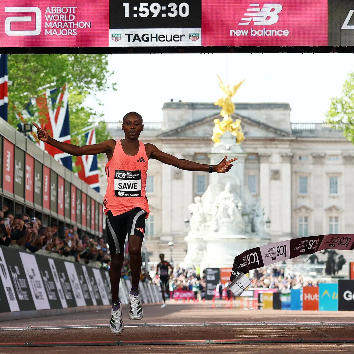 FILE PHOTO: Athletics - London Marathon - London, Britain - April 26, 2026 Kenya's Sabastian Sawe crosses the finish line to win the men's elite race REUTERS/Matthew Childs/File Photo