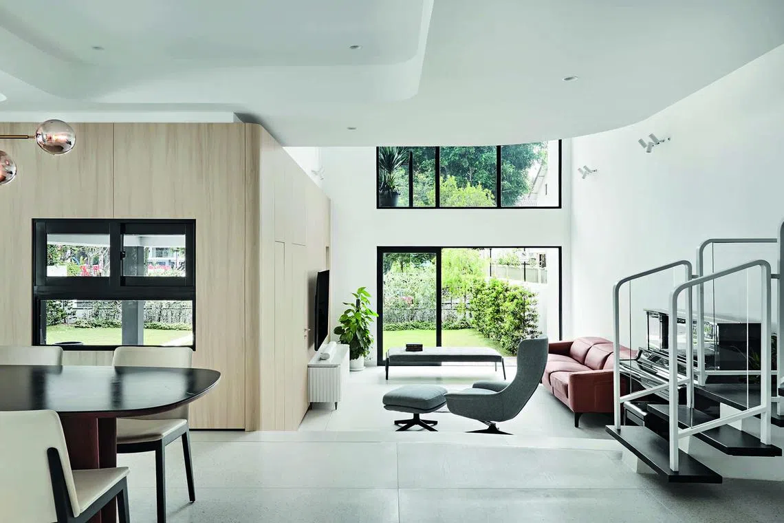 The layout of the living room was conceived such that the family can enjoy the garden view while seated on the sofa.  