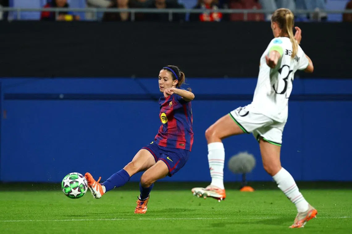 Soccer Football - UEFA Women's Champions League - FC Barcelona v OH Leuven - Estadi Johan Cruyff, Barcelona, Spain - November 12, 2025 FC Barcelona's Aitana Bonmati in action REUTERS/Albert Gea