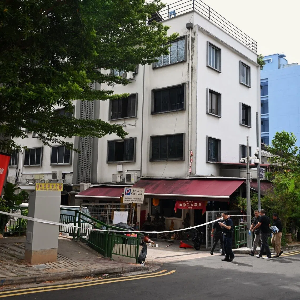 The police said they were alerted to the fight along Lorong 16 Geylang on March 9 at about 8.15am.