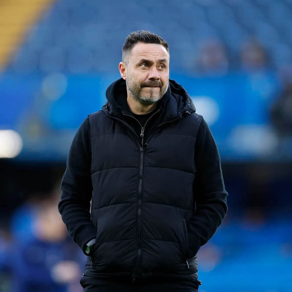 Tottenham Hotspur manager Roberto De Zerbi during the warm up before the match.