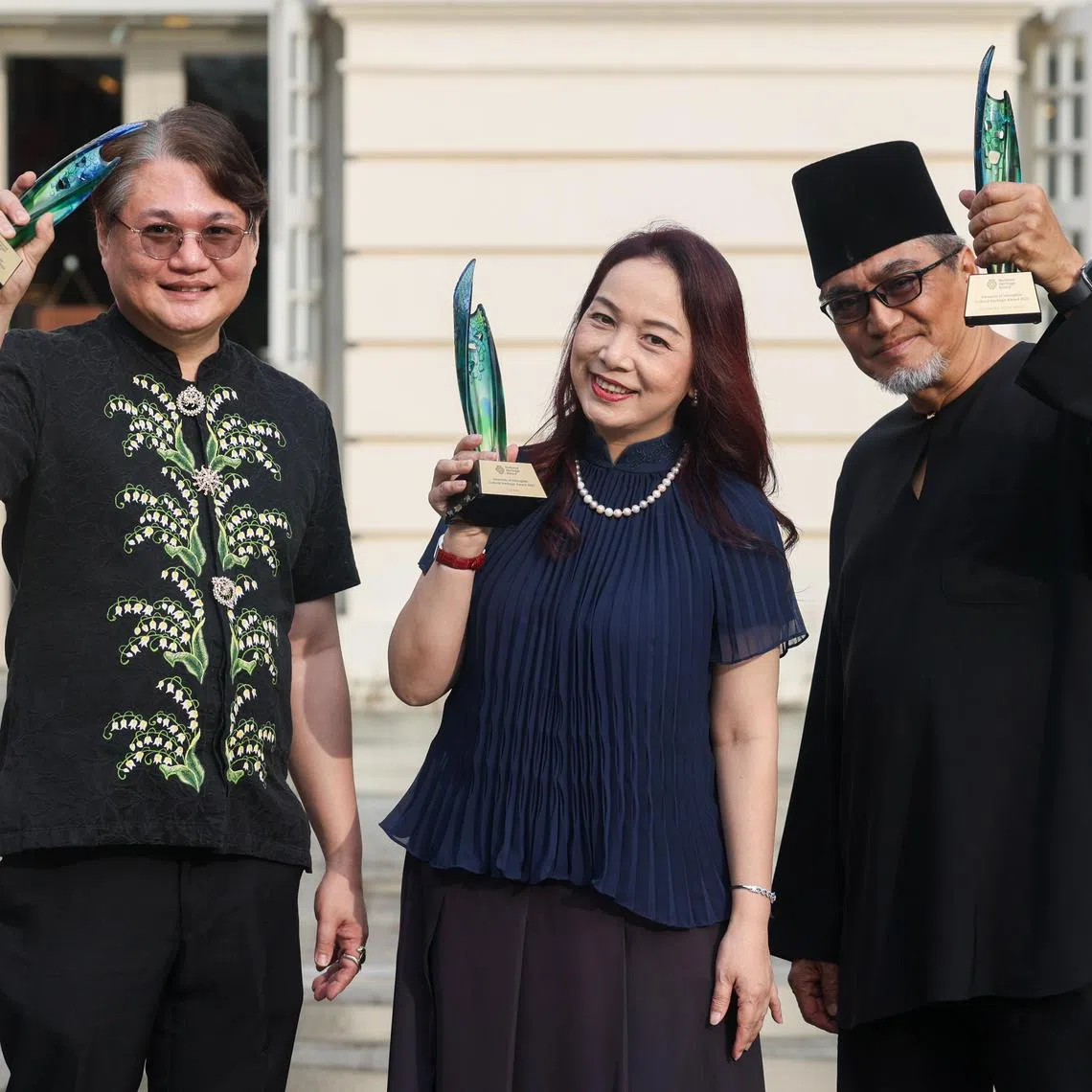 CMG20240401-LynnetteT01/卓祾祎/安诗一/NHB's Stewards of Intangible Cultural Award Ceremony [Ngee Ann Auditorium Asian Civilisations Museum 1 Empress Place, Singapore 179555] Three practitioners are recognised for their dedication and commitment to upholding Singapore’s intangible cultural heritage and promoting these elements to the wider community and younger generation. Mr Raymond Wong, Ms Cai Bixia and Mr Osman Abdul Hamid.
