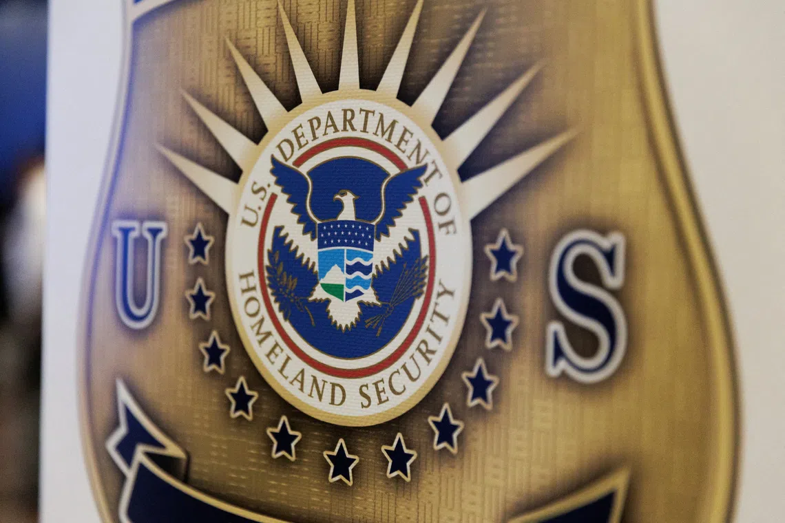 The seal of the U.S. Department of Homeland Security is seen in Arlington, Texas, U.S. August 26, 2025.  REUTERS/Shelby Tauber