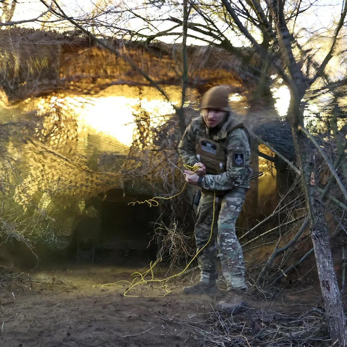 A Ukrainian serviceman of the 65th Separate Mechanized Brigade of the Ukrainian Armed Forces fires an M109 self-propelled howitzer towards Russian troops, amid Russia's attack on Ukraine, in Zaporizhzhia region, Ukraine March 18, 2026. Andriy Andriyenko/Press Service of the 65th Separate Mechanized Brigade of the Ukrainian Armed Forces/Handout via REUTERS