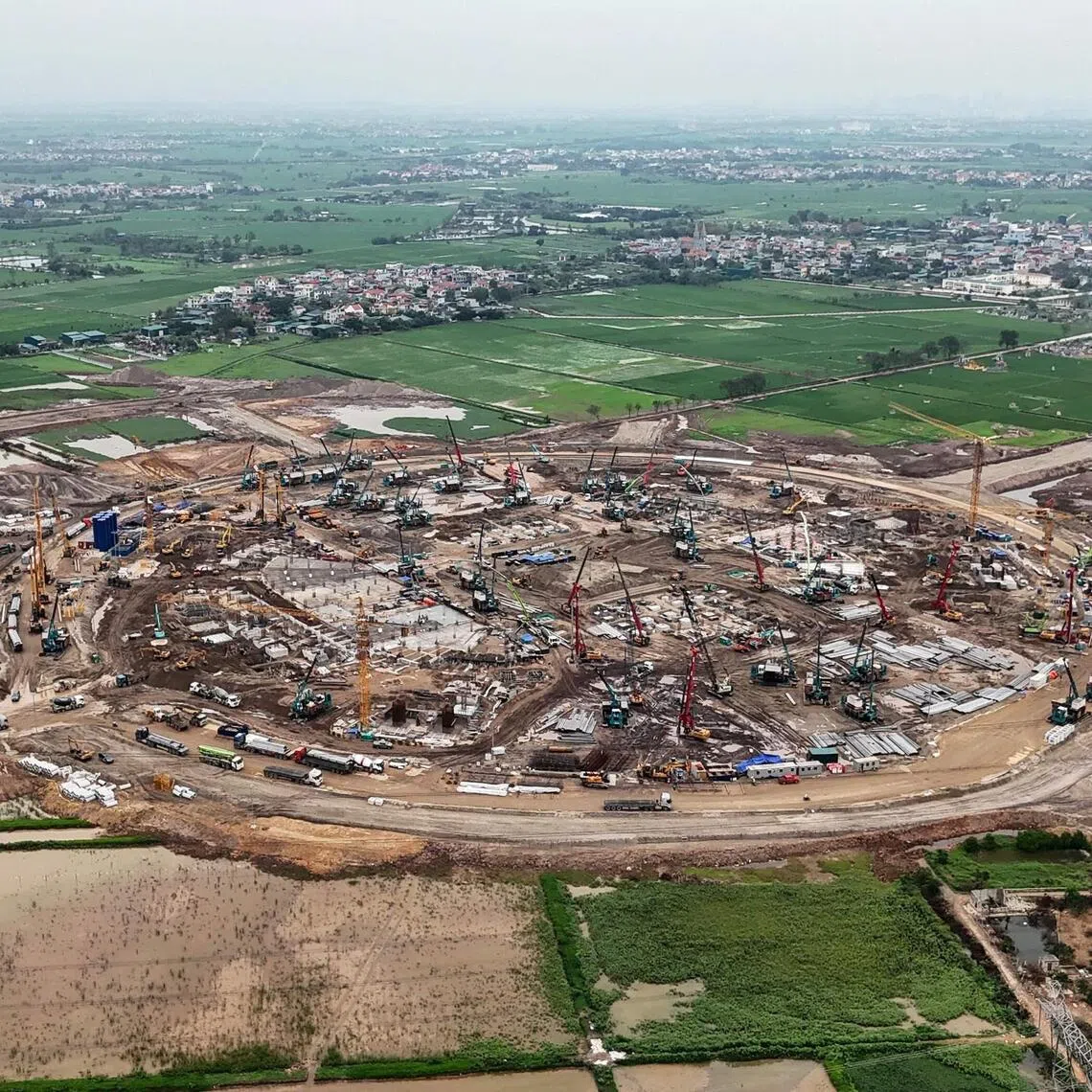 Vietnam broke ground on more than 550 infrastructure projects in 2025 alone in a staggering spree that will cost around US$200 billion (S$254.78 billion).