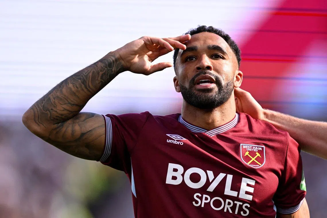 Soccer Football - Premier League - West Ham United v Everton - London Stadium, London, Britain - April 25, 2026 West Ham United's Callum Wilson celebrates scoring their second goal REUTERS/Tony O Brien