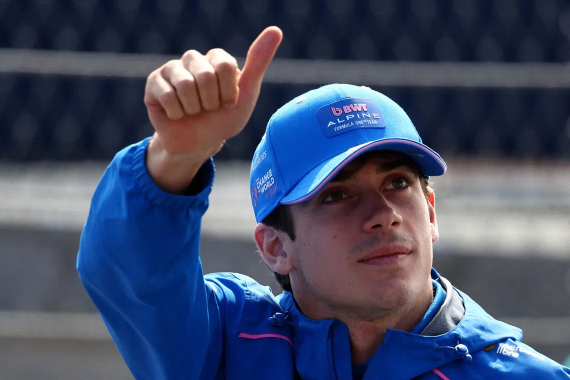 Formula One F1 - Dutch Grand Prix - Circuit Zandvoort, Zandvoort, Netherlands - August 23, 2026 Alpine's Franco Colapinto during the drivers' parade ahead of the race REUTERS/Jakub Porzycki