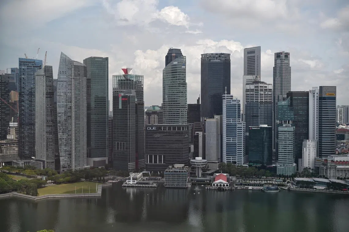 ST20230425_202396467392 Kua Chee Siong/ pixgeneric/ Generic pix of the buildings in the Central Business District lining the Singapore skyline on April 25, 2023.