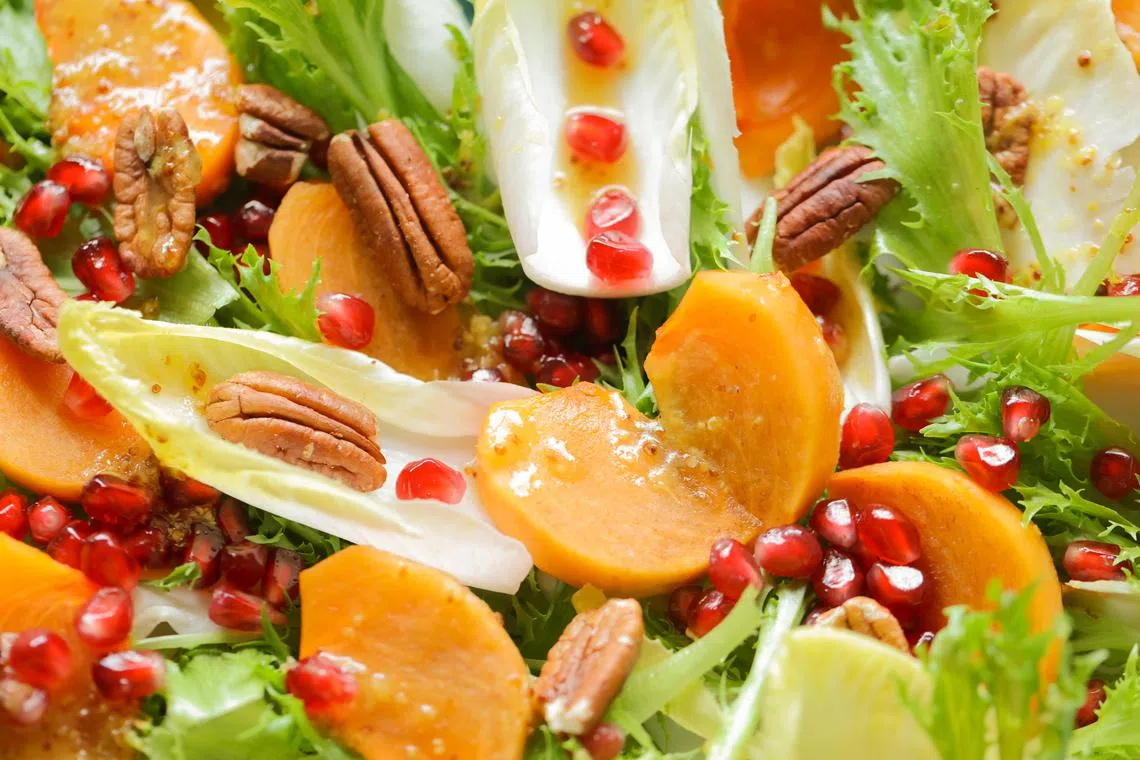 hyrabbit ST20230104_202333822777 Ong Wee Jin / Tan Hsueh Yun /

Feature on 5 salads or veggie dishes to make during Chinese New Year: Daikon Salad, Pomelo Salad, Persimmon and Endive Salad, Nori Roll-ups and Baiye Salad.

Photographed on Dec 4, 2023.