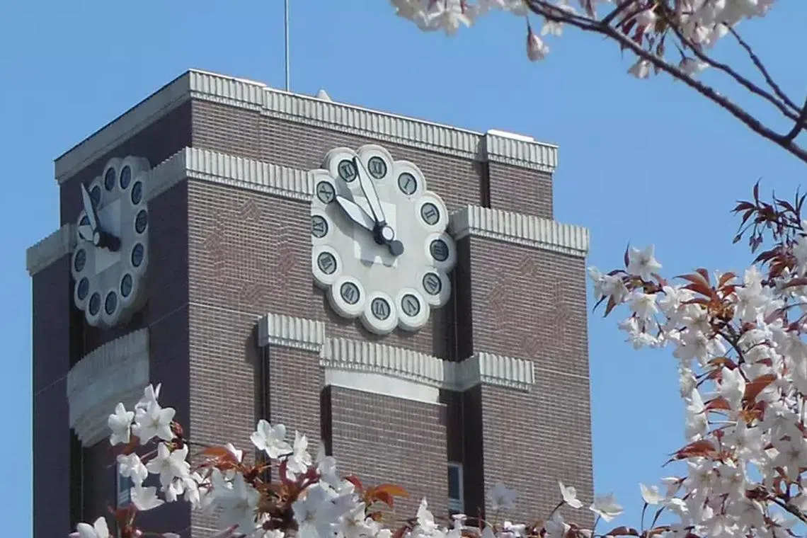 Japan's Kyoto University is considering schemes to accept students from US institutions.