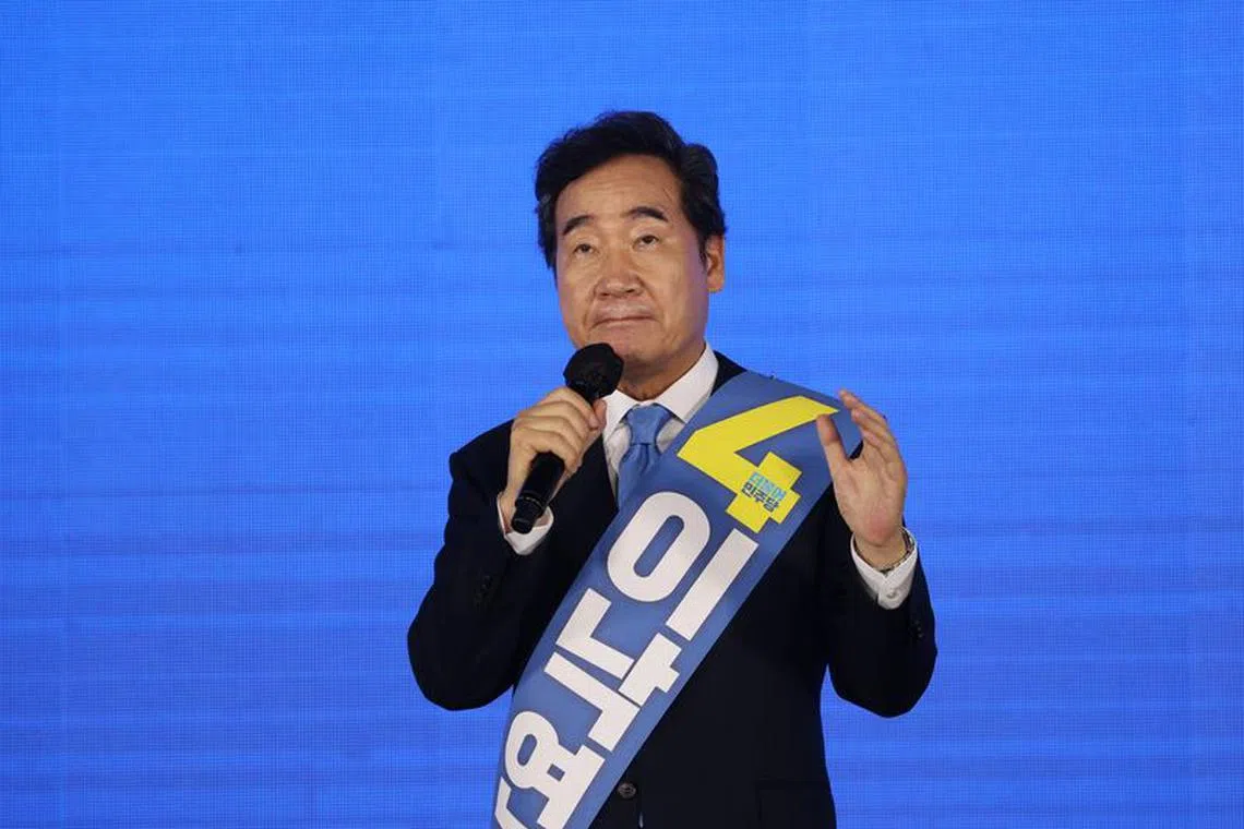 FILE PHOTO: A ruling Democratic Party's contender for next year's presidential election candidate, former Prime Minister Lee Nak-yon speaks during the final race to choose their presidential election candidate in Seoul, South Korea, October 10, 2021.   REUTERS/Kim Hong-Ji/Pool/File Photo