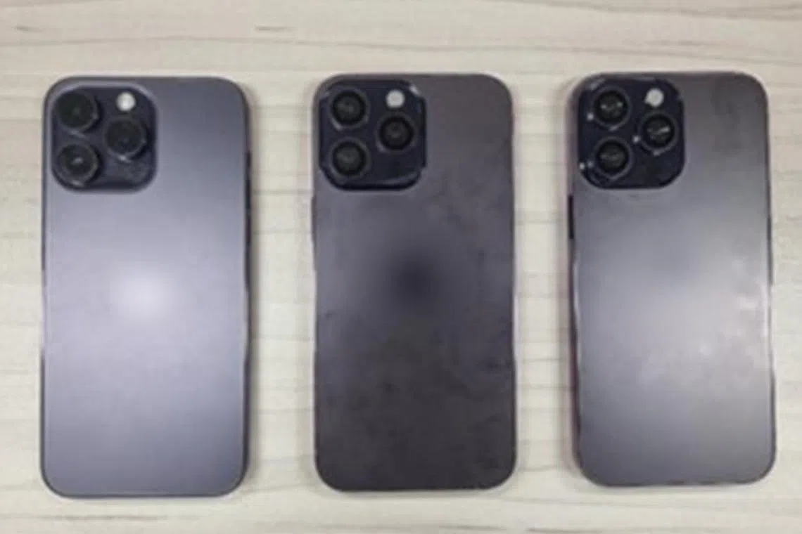 The suspects' personal mobile devices were seized by the police after their arrest. 



Credit to Singapore Police Force