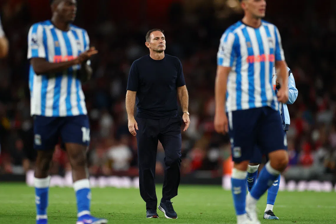 Soccer Football - Premier League - Arsenal v Coventry City - Emirates Stadium, London, Britain - August 21, 2026 Coventry City manager Frank Lampard looks dejected after the match REUTERS/Hannah Mckay