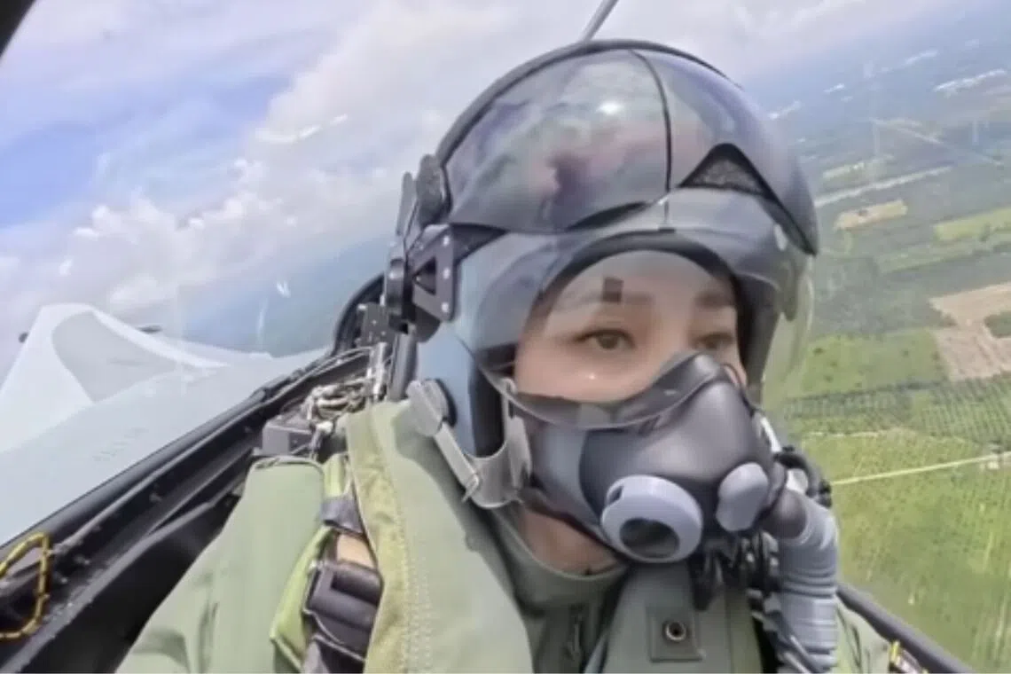 Thailand’s Queen Suthida began flying in 2010 and has logged nearly 1,190 hours.