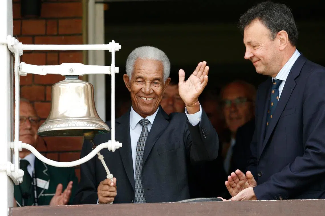 Tributes pour in for cricket great Sobers after death at 89