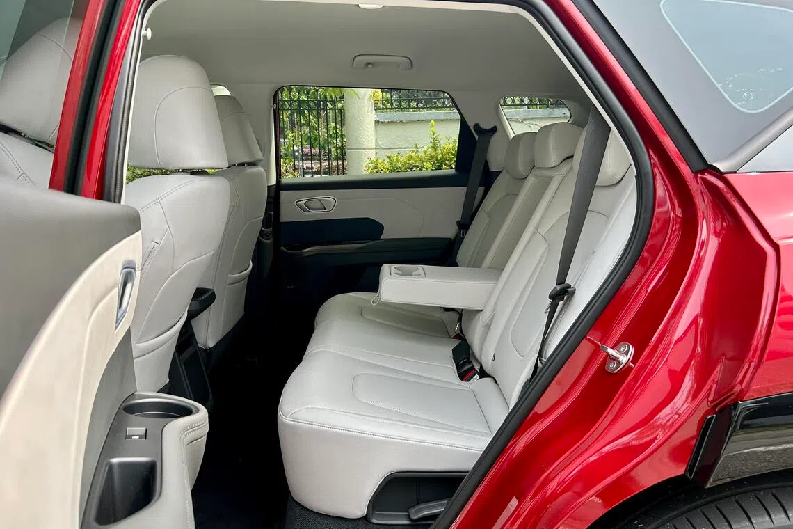 The Hyundai Elexio has plenty of legroom in the back, coupled with the reclinable seat.