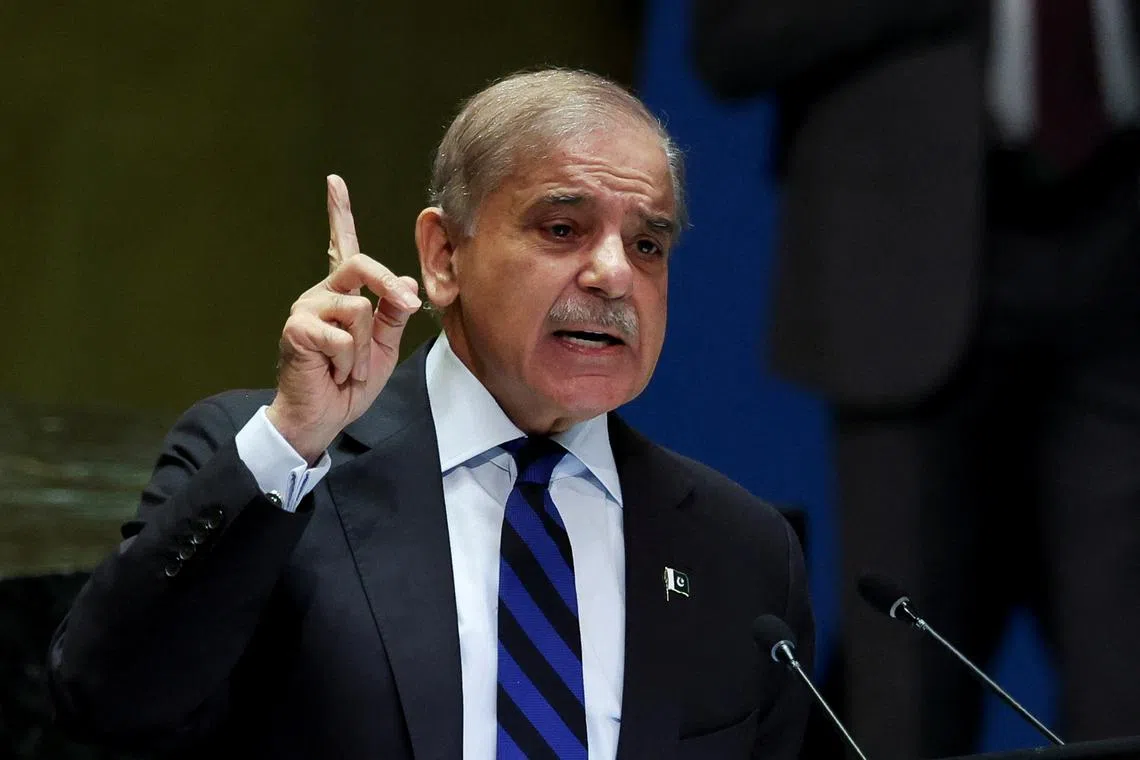 Analysts say the move is an effort to squash dissent and enhance the legitimacy of the coalition government, led by Pakistani PM Shehbaz Sharif. 