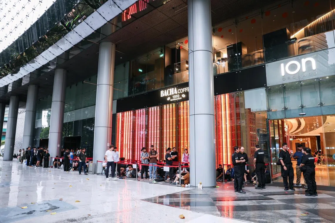 More than 100 shoppers queueing outside Ion Orchard ahead of the launch of the Royal Pop watch collection, a collaboration between Swatch and Audemars Piguet, on May 16.