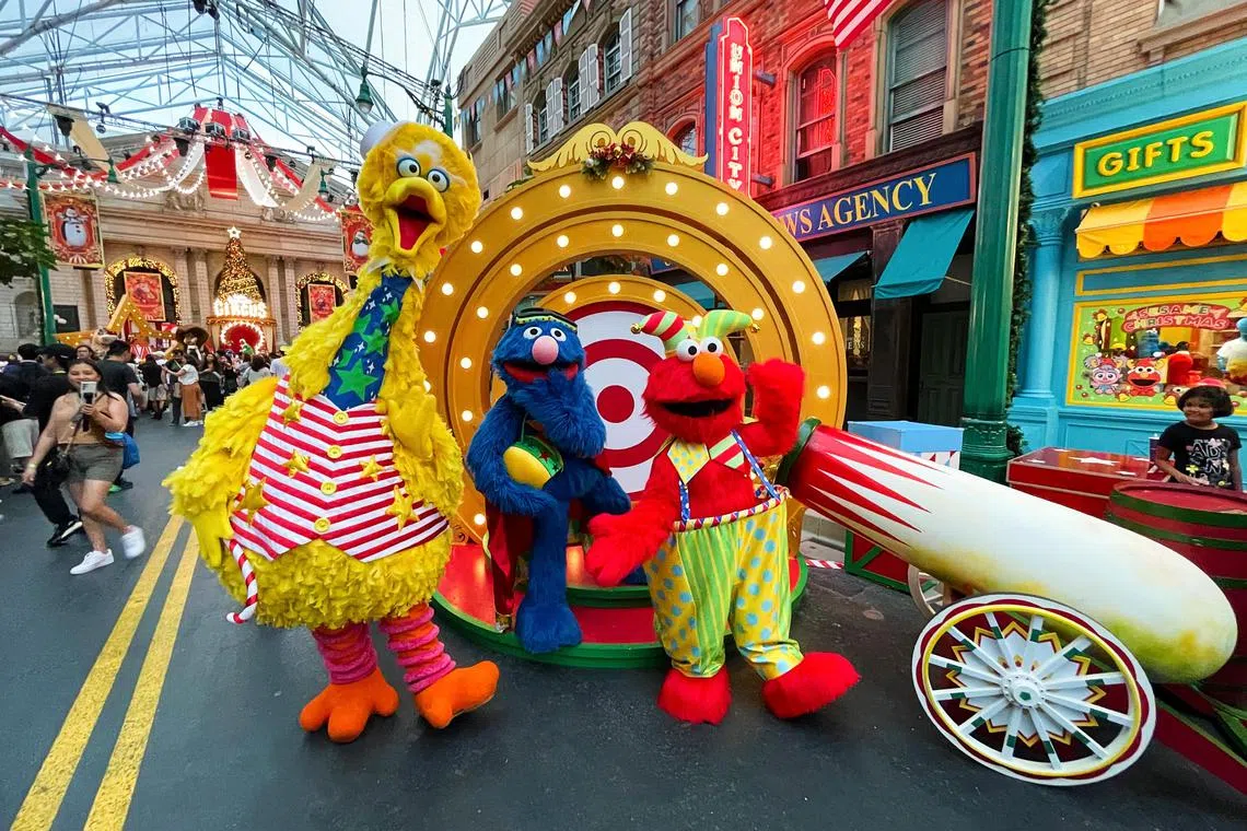 A Universal Christmas is back at Universal Studios Singapore with performances and meet-and-greets with iconic characters.