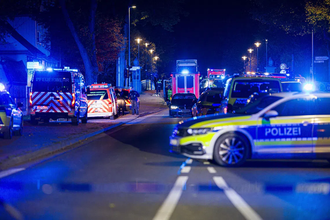 A BMW was driven deliberately into a group of people in Neustadt am Ruebenberge, leaving four to five of them injured.