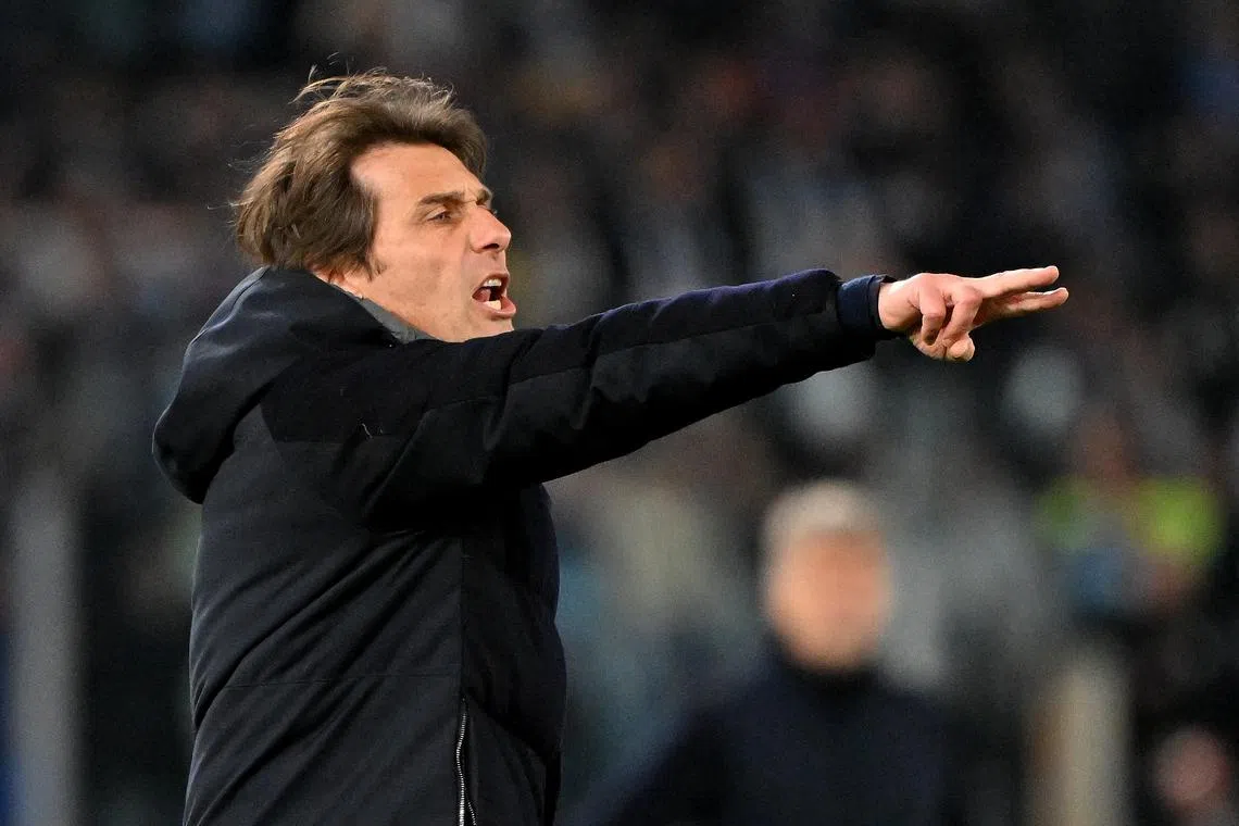 FILE PHOTO: Soccer Football - Serie A - Lazio v Napoli - Stadio Olimpico, Rome, Italy - February 15, 2025 Napoli coach Antonio Conte reacts REUTERS/Alberto Lingria/File Photo
