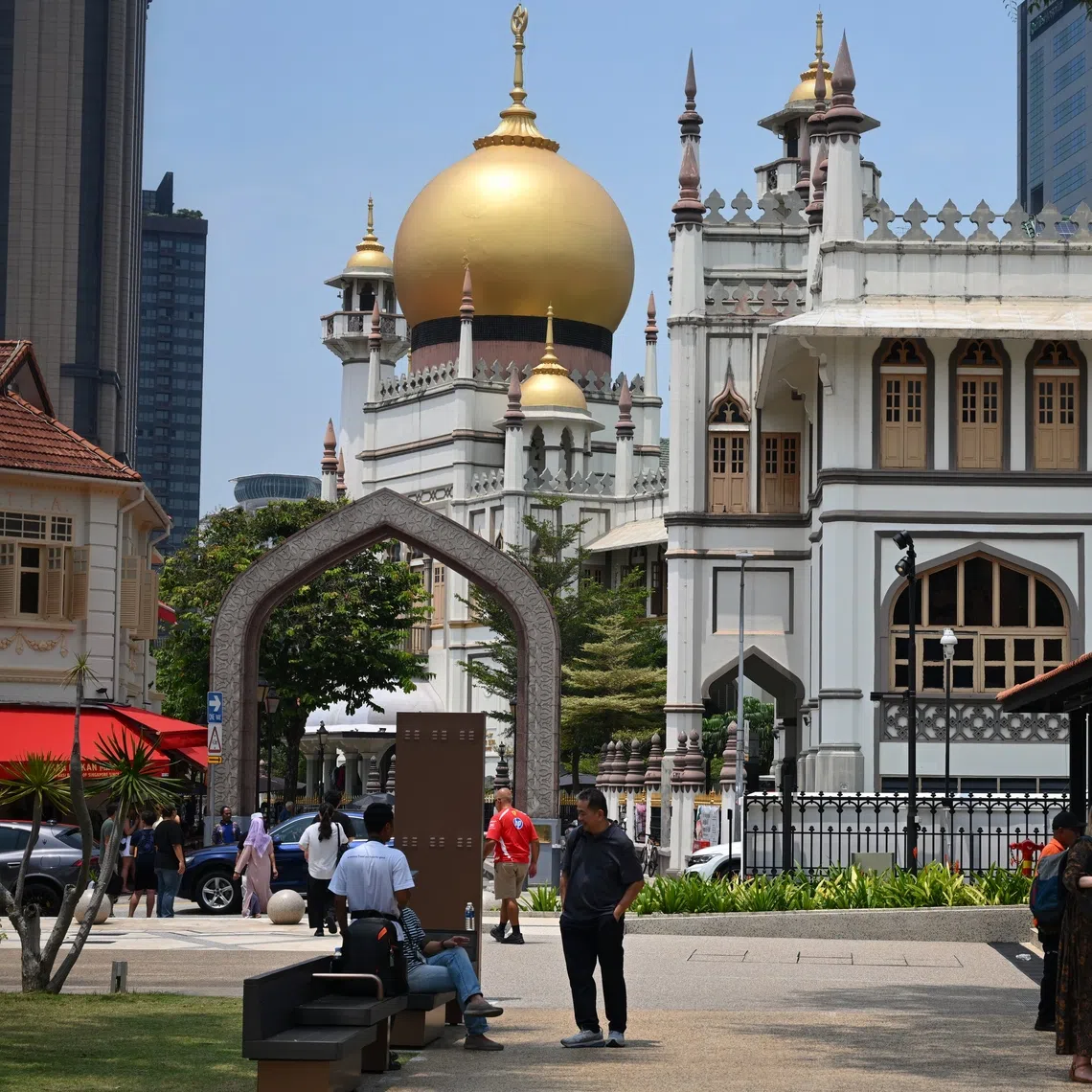 MUIS said that non-essential outdoor programmes will be halted if the 24-hour PSI enters the “very unhealthy” range of 201 to 300.