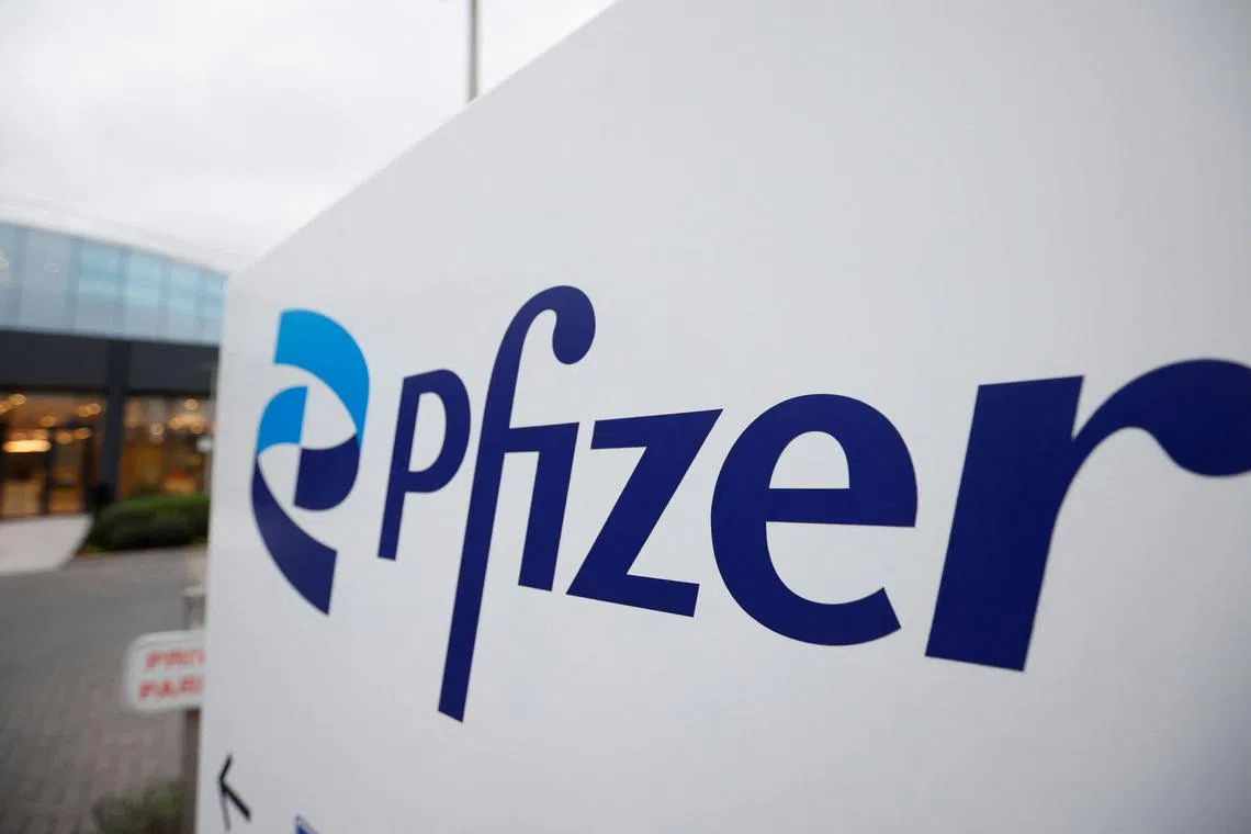FILE PHOTO: Pfizer company logo is seen at a Pfizer office in Puurs, Belgium, December 2, 2022. REUTERS/Johanna Geron/File Photo