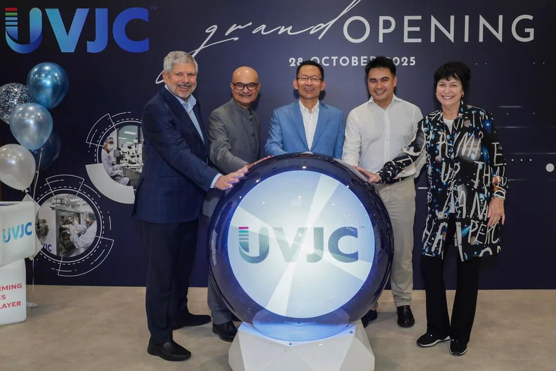(From left): Steven Abramson, President & CEO, Universal Display Corporation (UDC);
Chandran Nair, CEO, UVJC;
Beh Kian Teik, CEO, Agency for Science, Technology and Research (A*STAR);
Marcus Dass, SVP, Economic Development Board (EDB); 
and Julie Brown, Executive Vice President & Chief Technology Officer, UDC; at the launch of the Universal Vapor Jet Corporation's global headquarters and R&D centre in Singapore, Oct 28, 2025.