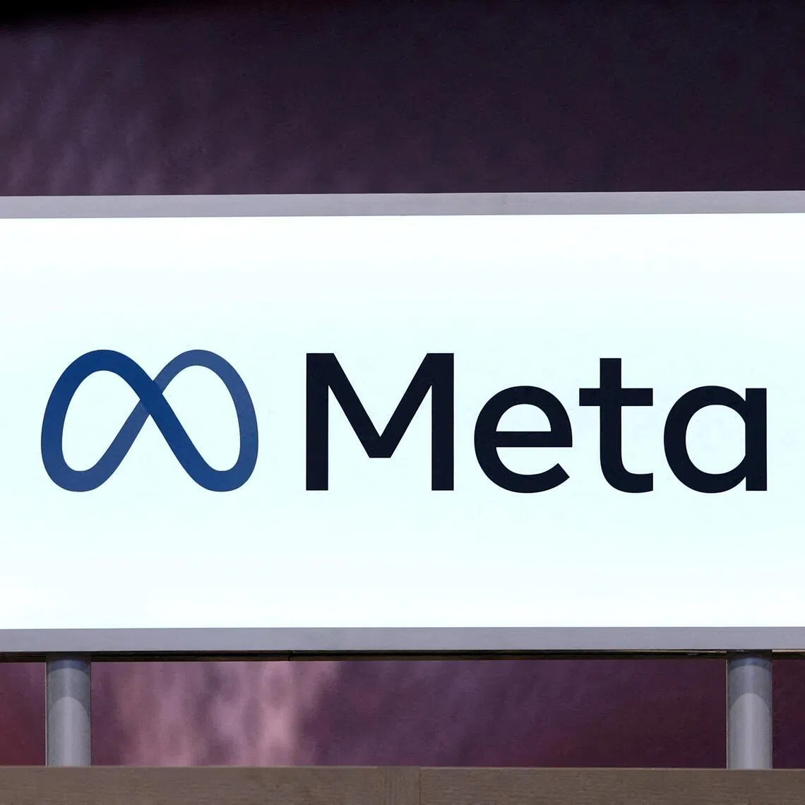 Meta has revived its Malibu 2 smartwatch project. The device, set for release later in 2026, will feature health tracking and a built-in Meta AI assistant.