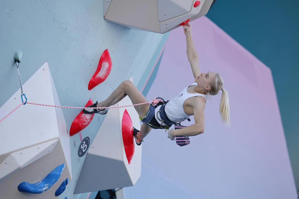 Paris 2024 Olympics - Climbing - Women's Boulder & Lead, Final Lead - Le Bourget Sport Climbing Venue, Le Bourget, France - August 10, 2024. Erin Janja Garnbret of Slovenia in action. REUTERS/Anushree Fadnavis