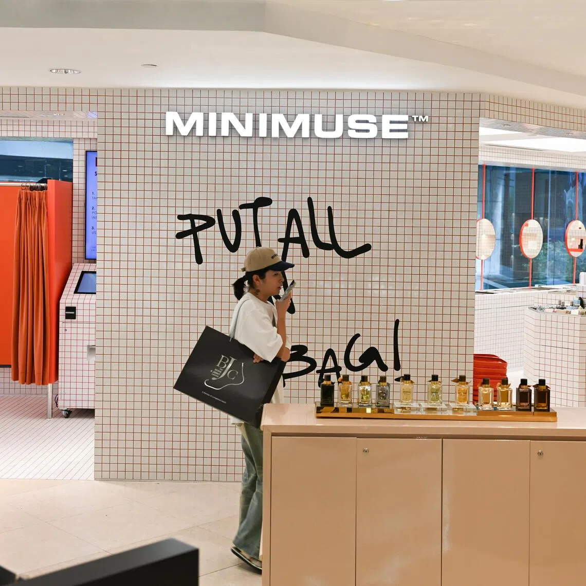 At Metro Paragon, which believes in age-agnostic retail, the beauty minis at its Minimuse corner appeals naturally to young shoppers and travellers of all ages.