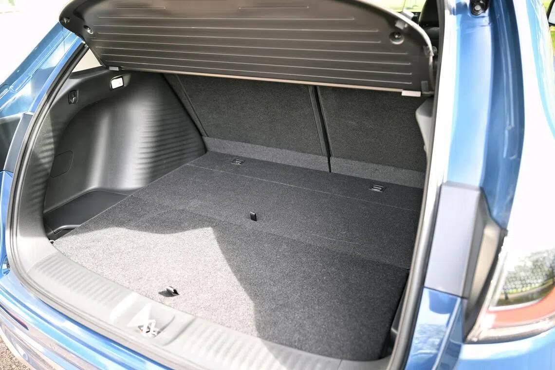 At 370 litres, the ZR-V’s stowage is among the most modest in its segment.