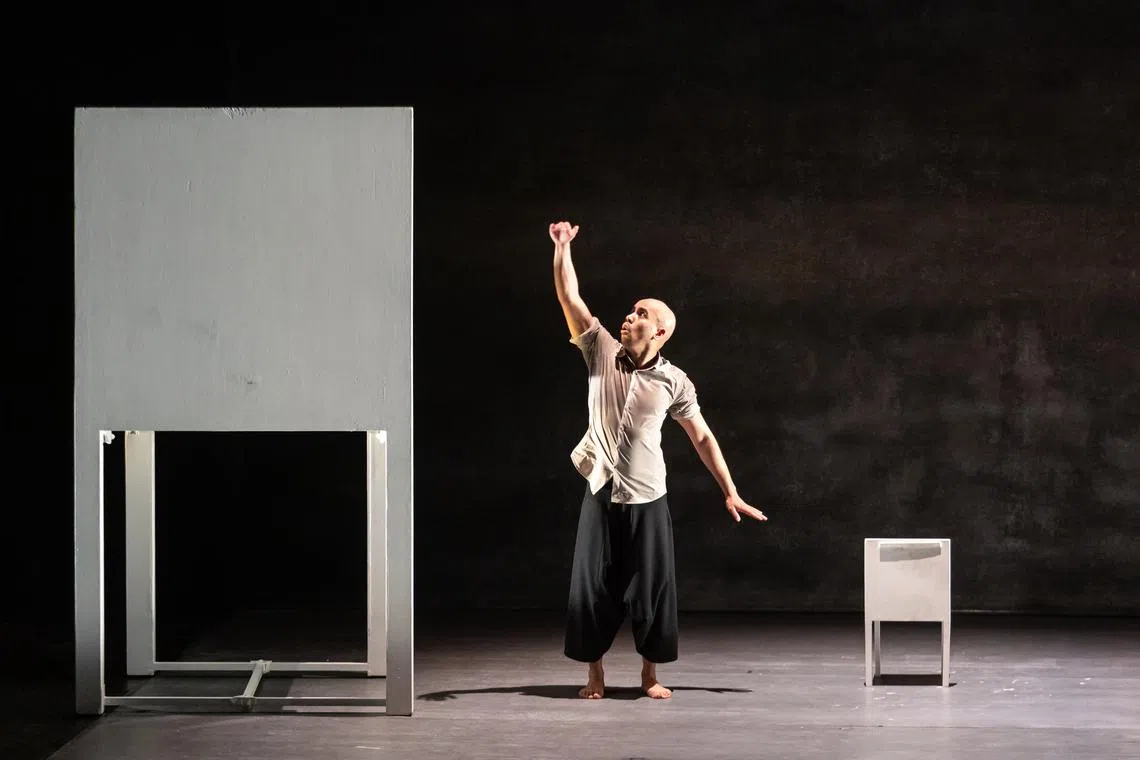 Nico Ricchini in Akram Khan Company's Chotto Desh.