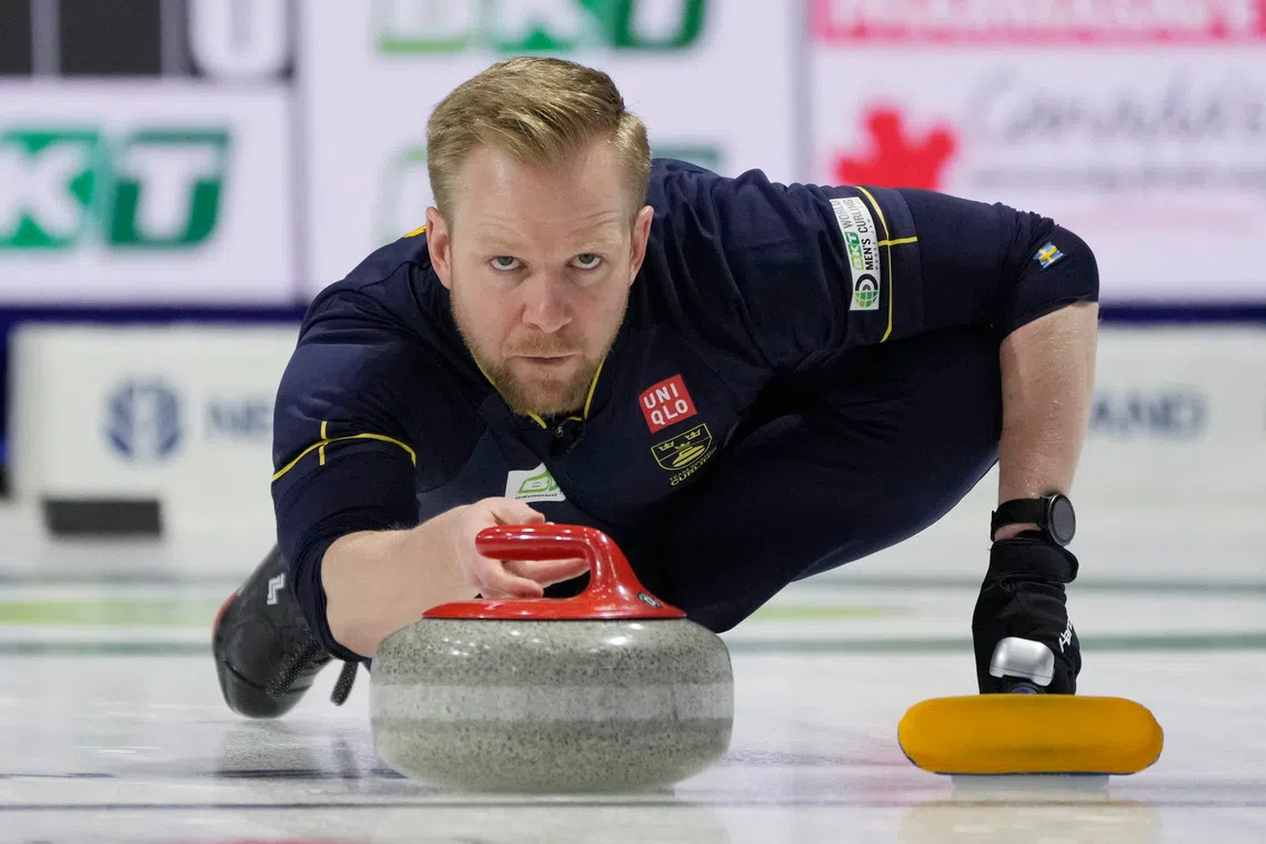 Curling - World Men's Curling Championship - Mosaic Place, Moose Jaw, Saskatchewan, Canada - April 3, 2025  Sweden's Niklas Edin in action during the match against Czech Republic REUTERS/Todd Korol
