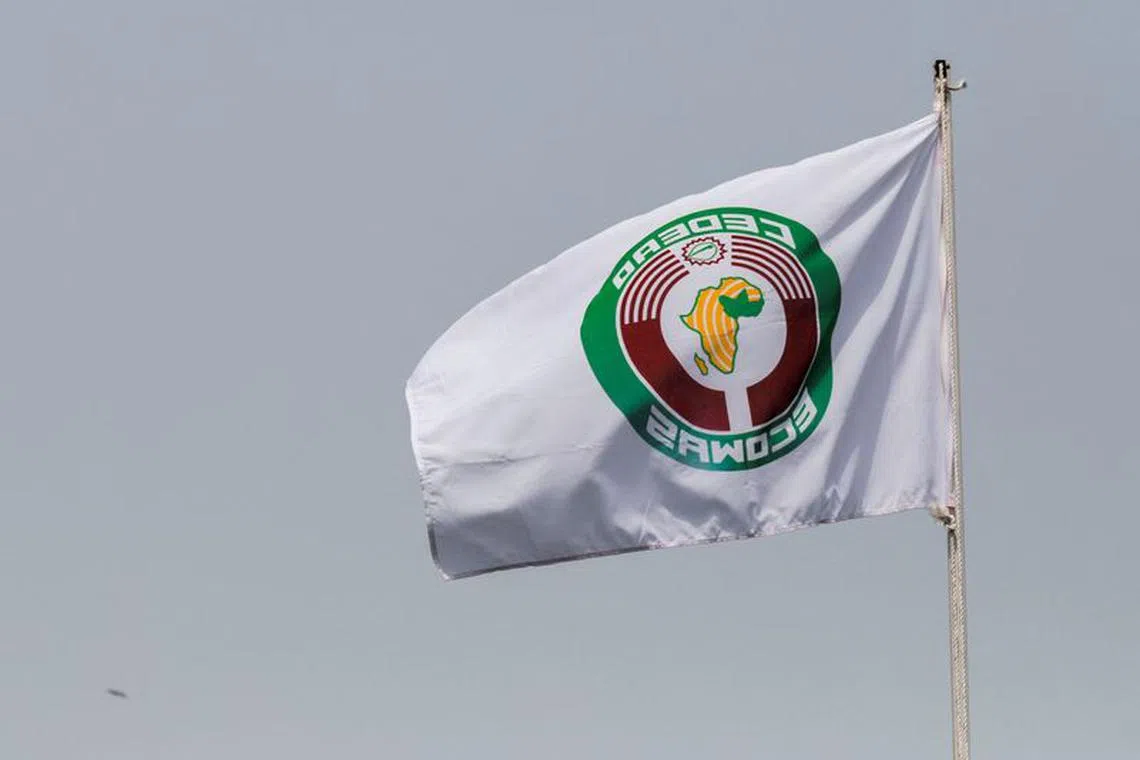 FILE PHOTO: Economic Community of West African States (ECOWAS) flag is pictured  in Accra, Ghana March 25, 2022. REUTERS/Francis Kokoroko/File Photo
