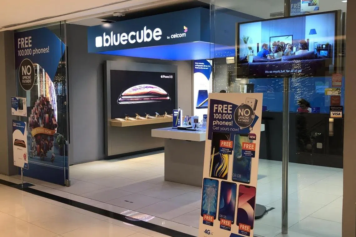 While Digi is also a telco brand under CelcomDigi, no disruptions for its users in the same areas have been reported. 