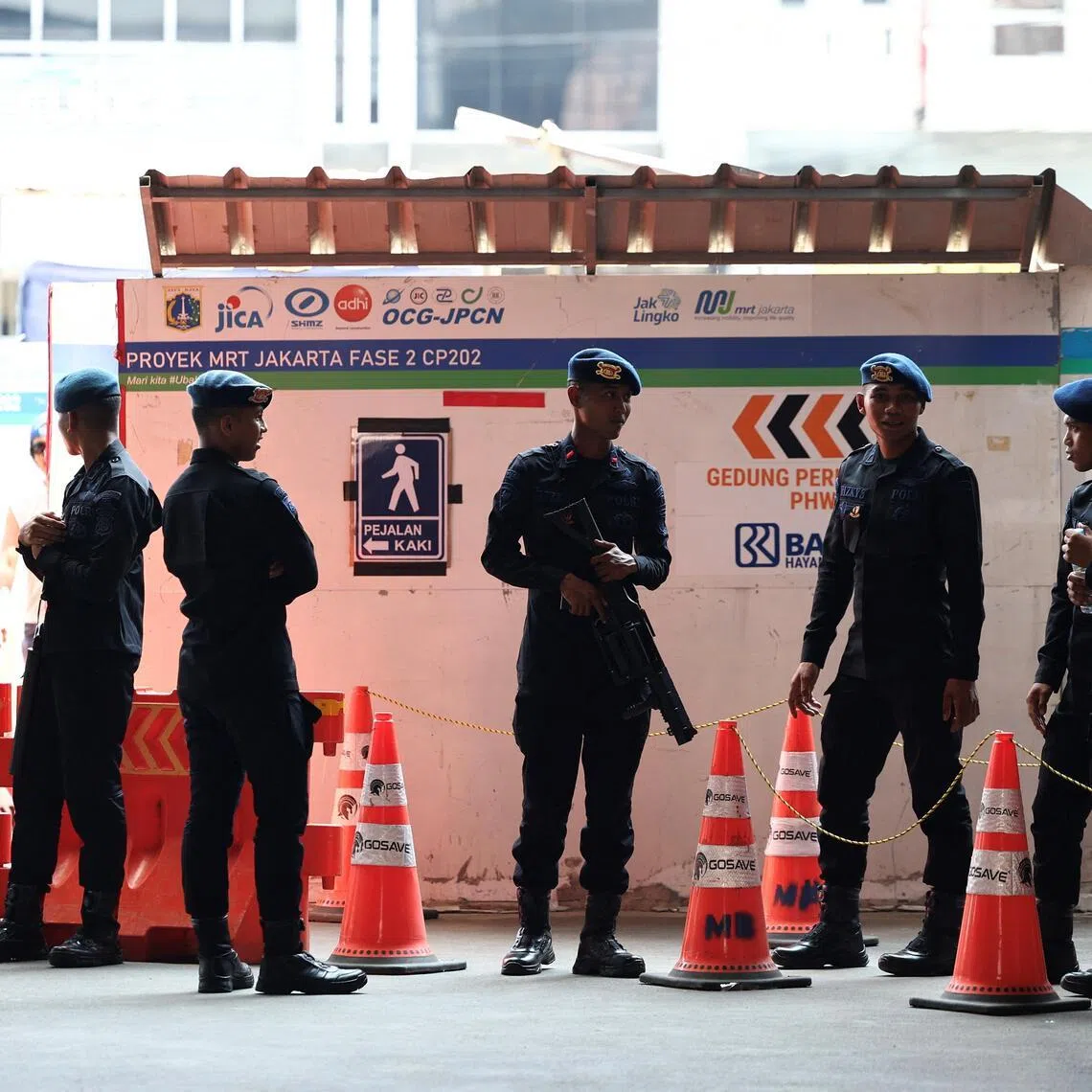 Under the new law, serving police officers do not have to resign before they are appointed to other state institutions or ministries outside the National Police.