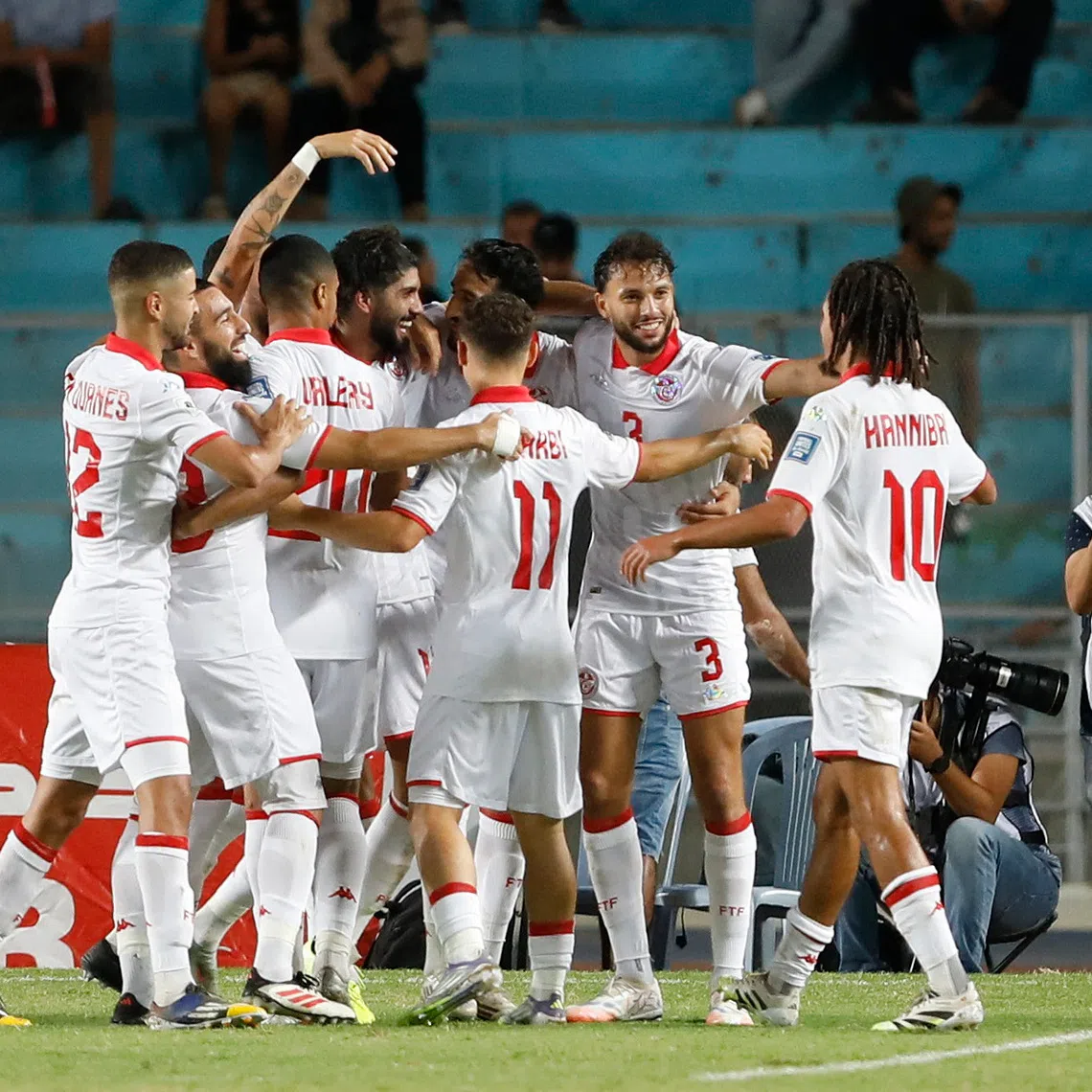 Soccer Football - World Cup - CAF Qualifiers - Group H - Tunisia v Liberia - Stade Hammadi Agrebi, Rades, Tunisia - September 4, 2025 Tunisia's Ferjani Sassi celebrates scoring their second goal with teammates REUTERS/Zoubeir Souissi