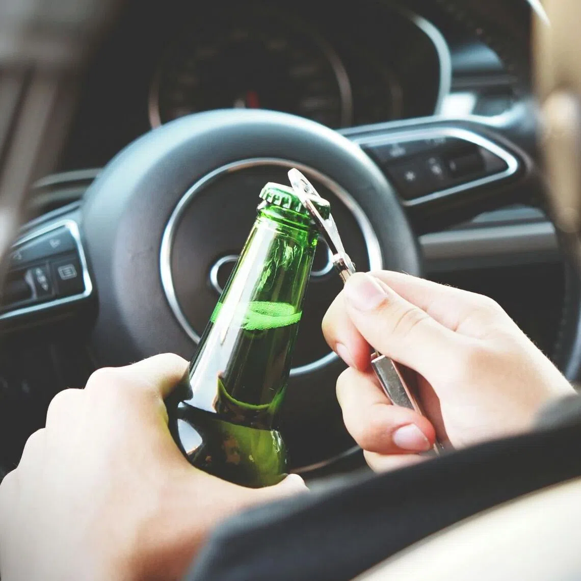 Habitual drunk drivers will only be allowed to drive vehicles with car breathalysers.