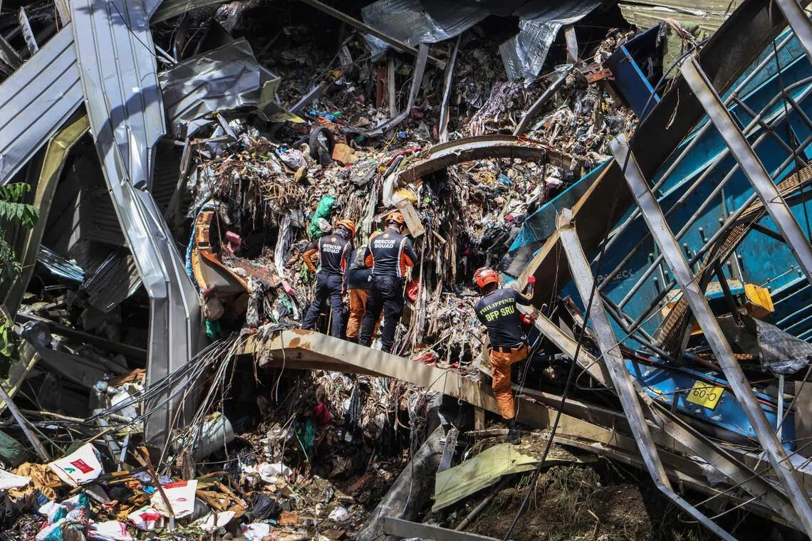 Death toll rises to 28 after landfill collapse in the Philippines