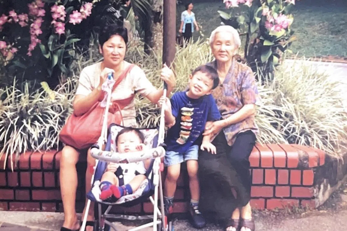 The writer and his younger brother with his grandmother and great-grandmother. 